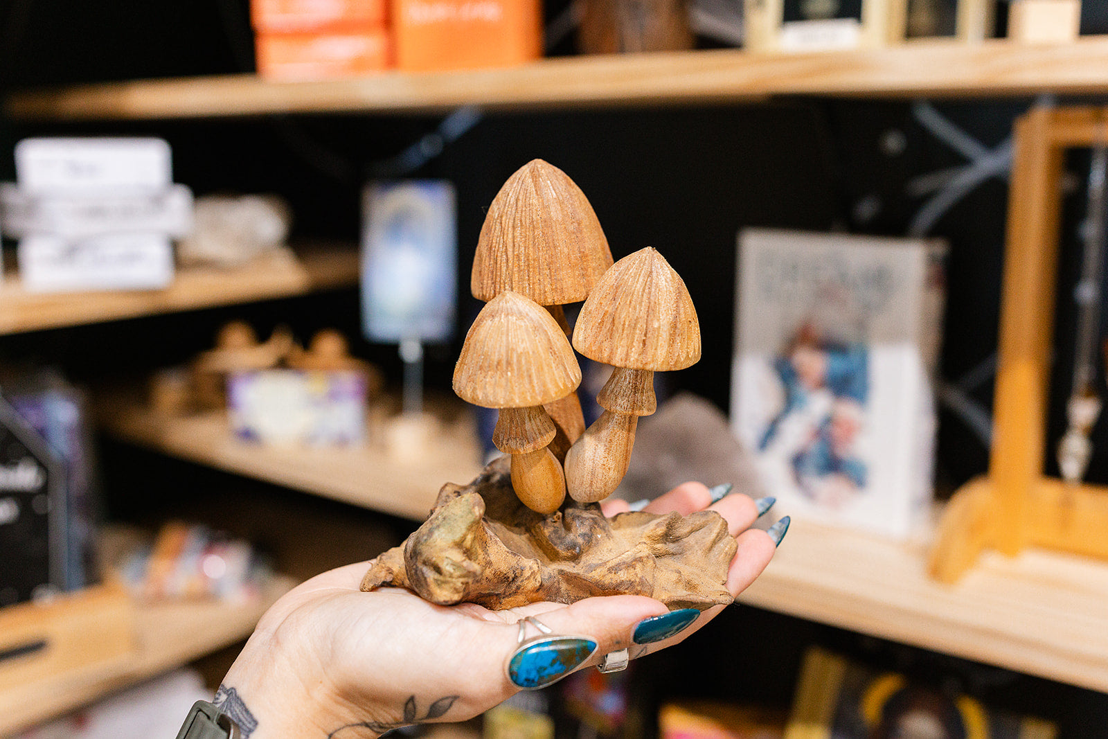 Décor carved Mushroom 3 Bud wooden 