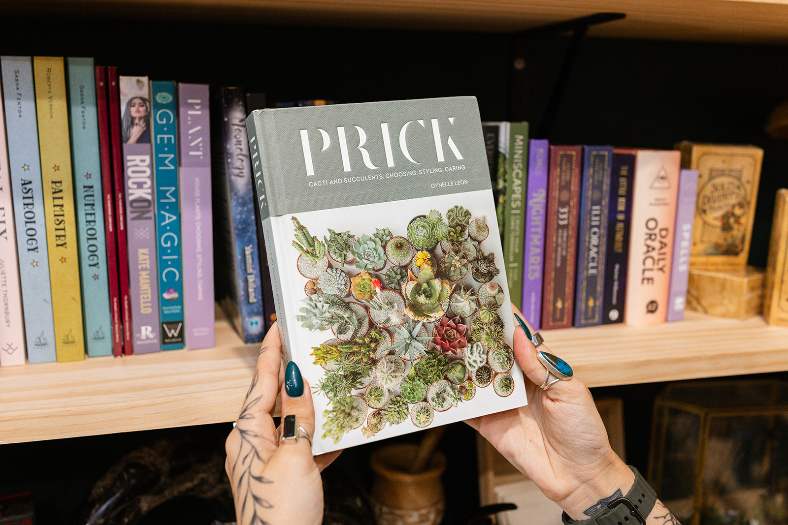Book hard cover Prick: Cacti and Succulents