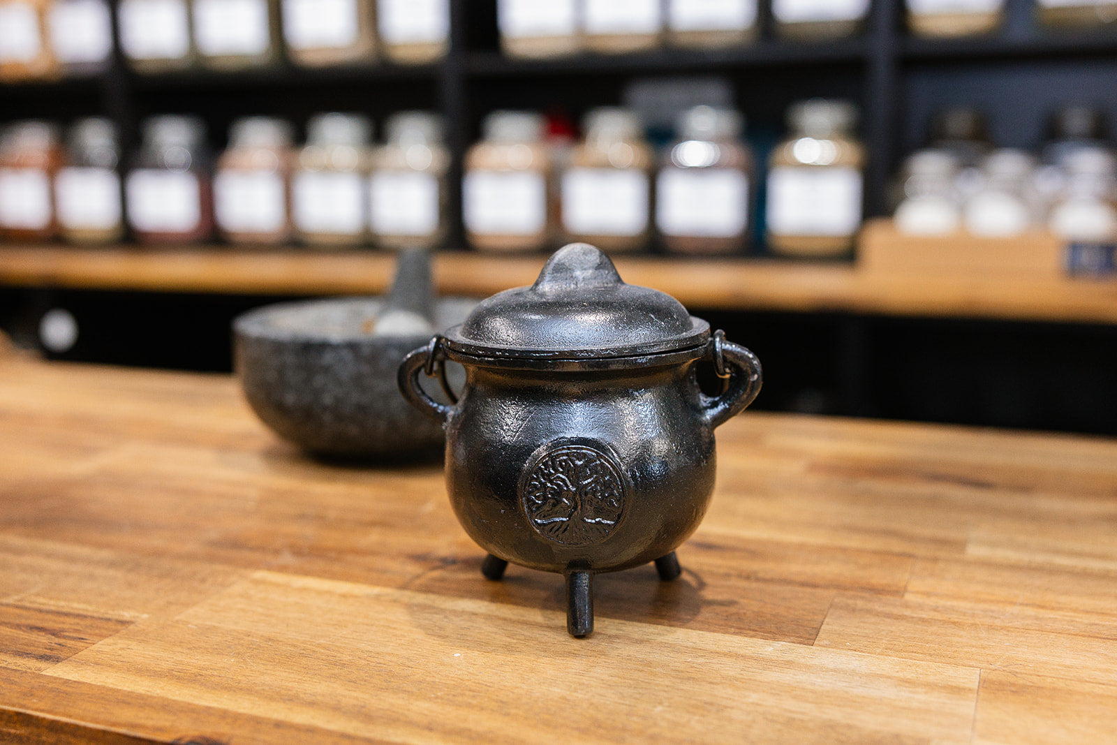 Cauldron Cast Iron - L