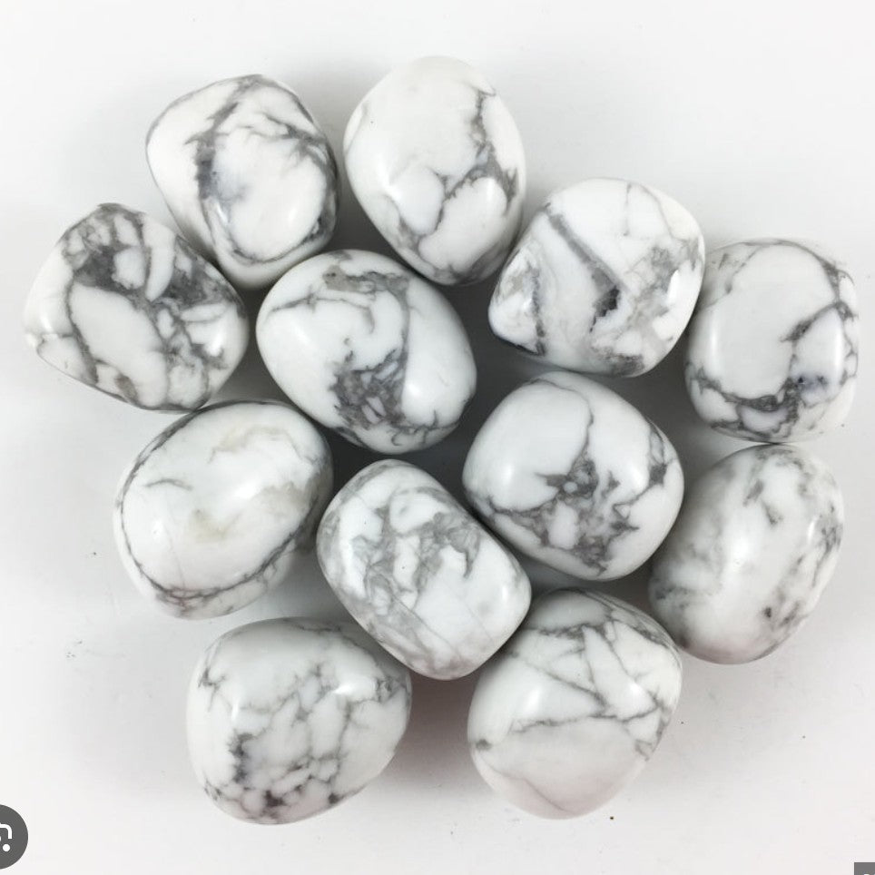 Howlite (S) Tumble
