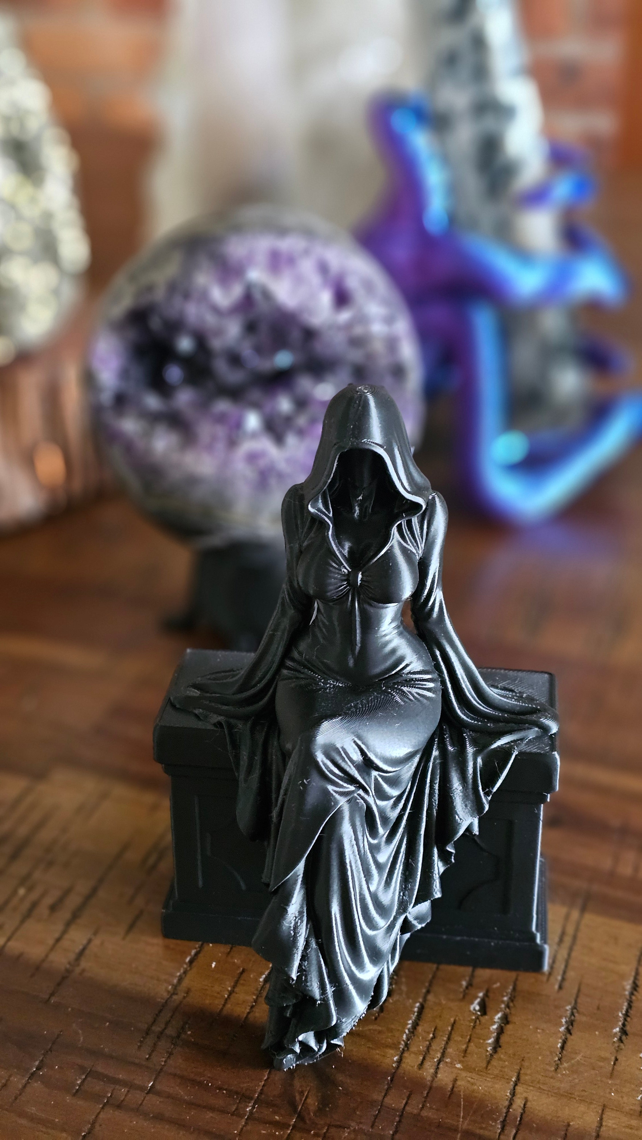 TWN Lady Reaper